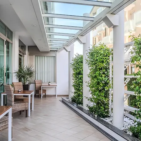 Orizzonte Hotel 3*
